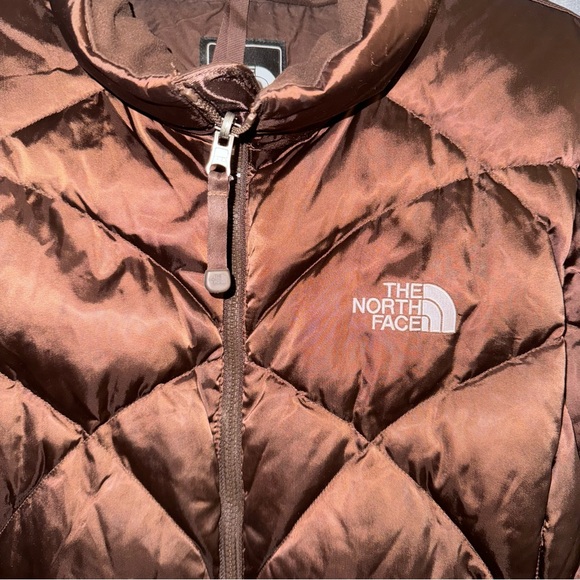 Ladies The North Face  550 Quilted Jacket chocolate brown large EUC - Picture 4 of 6